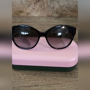 Kate Spade sunglasses 😎 woman's
